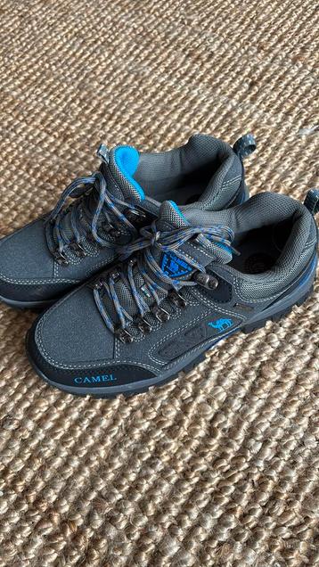 Wandelschoenen maat 40 beschikbaar voor biedingen