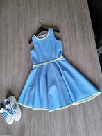 Kleedje met jas en schoenen, Kinderen en Baby's, Kinderkleding | Maat 128, Ophalen, Zo goed als nieuw, Meisje, Jurk of Rok