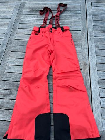 Skibroek maat 128 beschikbaar voor biedingen