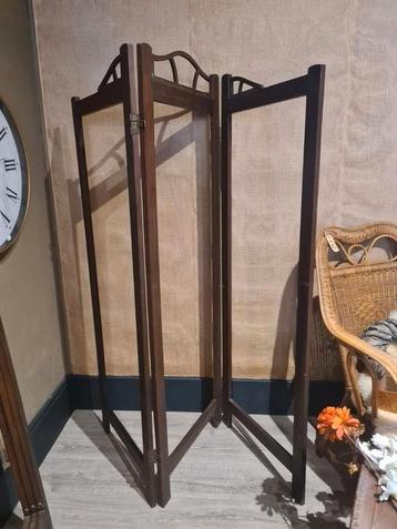 Oude houten paravent kamerscherm beschikbaar voor biedingen
