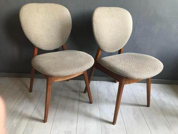 2 x Louis van Teeffelen Eettafelstoelen Jr. 60 beschikbaar voor biedingen