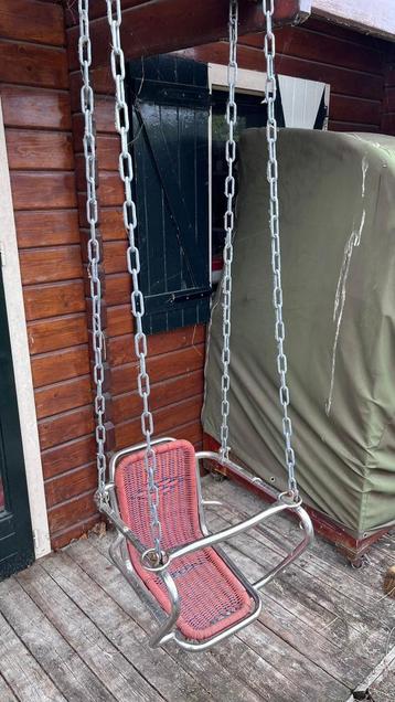 Schommel GEZOCHT beschikbaar voor biedingen