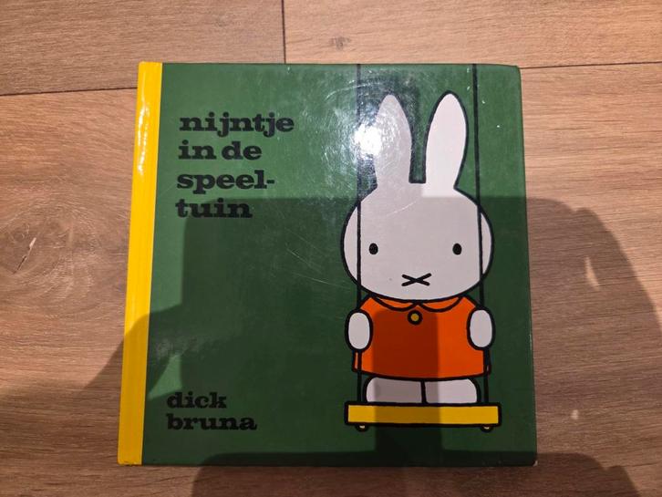 Dick Bruna - Nijntje in de speeltuin, Boeken, Kinderboeken | Jeugd | onder 10 jaar, Zo goed als nieuw, Ophalen of Verzenden