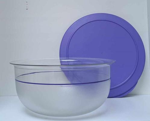 Tupperware™ Slakom « Tafellijn » 6 liter - paars, Huis en Inrichting, Keuken | Tupperware, Gebruikt, Bak of Kom, Blauw, Paars