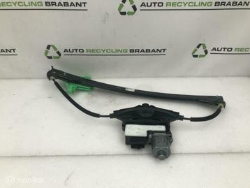 Raammechanisme Links Volkswagen Golf Sportsvan 510839461D beschikbaar voor biedingen