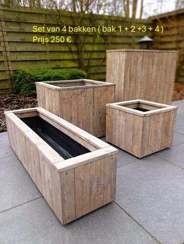 Planten / bloembakken steigerhout look beschikbaar voor biedingen