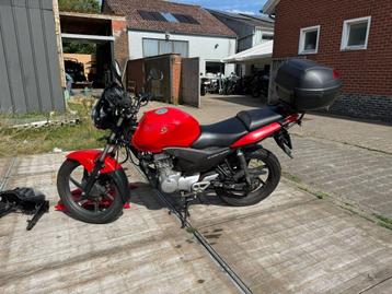 Honda	CBF125 meeneemprijs beschikbaar voor biedingen