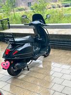 Vespa sprint, Fietsen en Brommers, Ophalen, Zo goed als nieuw