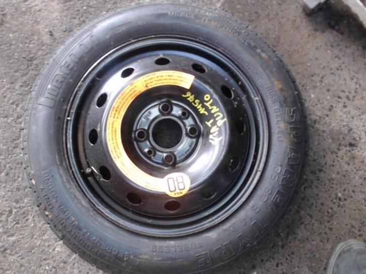 Roue Fiat Punto 2 (4 trous 135/80r14) LP/14576, Auto-onderdelen, Overige Auto-onderdelen, Fiat, Gebruikt, Ophalen of Verzenden