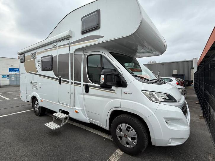 Mobilhome - Camper TE KOOP - Carado (Hymer), Caravans en Kamperen, Mobilhomes, Bedrijf, tot en met 6, Alkoof, Carado, Fiat, Diesel