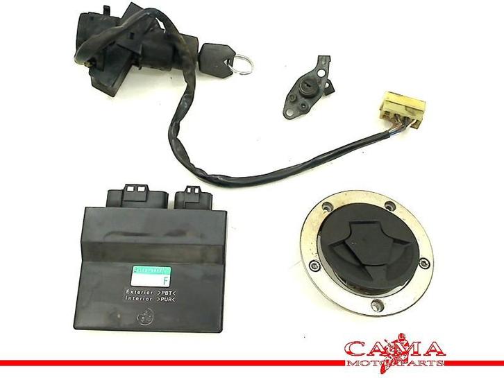 ENSEMBLE DE VERROU ET CYLINDRE DE PORTES (21175-0077), Motos, Pièces | Kawasaki, Utilisé