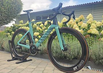 Canyon Aeroad CF SLX L & S maten Rival AXS 12sp . beschikbaar voor biedingen