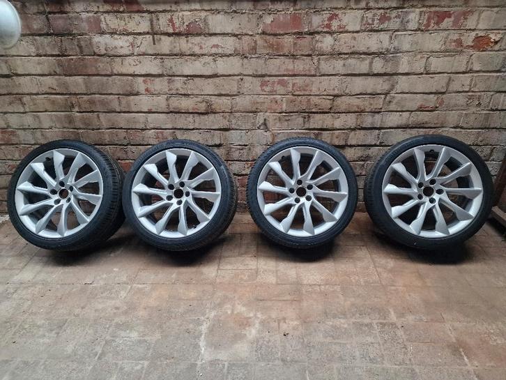 Originele Audi A5 19" velgen+banden 255/35 ZR19 goede staat, Auto-onderdelen, Banden en Velgen, Band(en), Zomerbanden, 19 inch