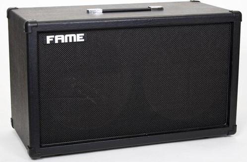 Fame gitaarspeaker/ cabinet 2x12, Muziek en Instrumenten, Versterkers | Bas en Gitaar, Gebruikt, Ophalen