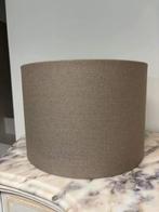 Taupe kleurige lampenkap hoogte 20cm diameter 30cm, Ophalen, Nieuw