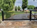 Vrijdragende spijlen schuifpoort of draaipoort ook automatis, Tuin en Terras, Tuinpoorten, Ophalen, Nieuw, IJzer, Schuifpoort