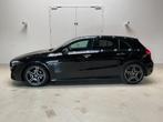 Mercedes-Benz A-Klasse 180 Hatchback AMG Line | Nightpack |, Auto's, Gebruikt, 4 cilinders, 136 pk, Zwart