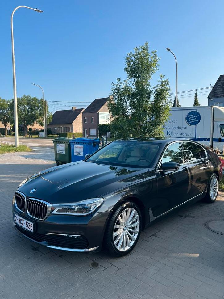 BMW 740d Xdrive Option complète 2018 avec TVA - Véhicule, Autos, BMW, Particulier, Série 7, Caméra 360°, 4x4, ABS, Caméra de recul