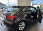 Audi A1 1.6 TDI 105CH DISTRIBUTION OK GAR 12M, Autos, Achat, Beige, Entreprise, Boîte manuelle