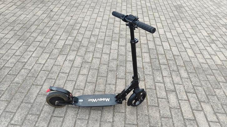 trotinette electrique enfant MoovWay, Fietsen en Brommers, Steps, Gebruikt, Ophalen