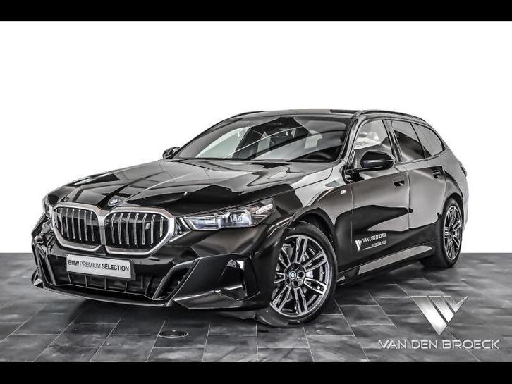 BMW i5 eDrive40 Touring, Auto's, BMW, i5, Adaptieve lichten, Airconditioning, Alarm, Keyless entry, Lichtmetalen velgen, Metaalkleur
