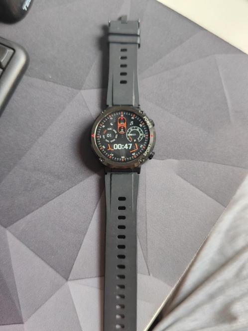 SmartWatch smartwatch met oproepfunctie IP68, Handtassen en Accessoires, Smartwatches, Zo goed als nieuw, Android, Zwart, Calorieverbanding