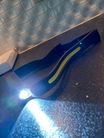 Oplaadbare LED Hoofdlamp beschikbaar voor biedingen