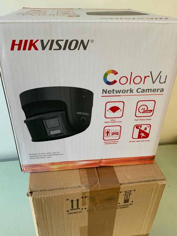 NIEUW - Hikvision 180 graden 4K camera inclusief beugel !!, Audio, Tv en Foto, Videobewaking, Nieuw, Buitencamera, Verzenden