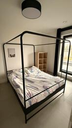 Bed - stalen frame met bodem, Ophalen, Zo goed als nieuw, Zwart