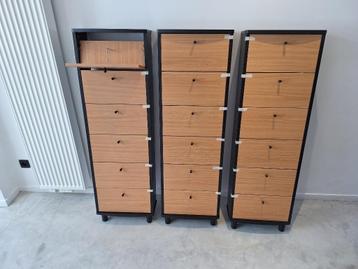 3 mooie CD kastjes beschikbaar voor biedingen