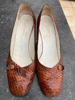 Chaussures croco. Botticelli, Brun, Porté, Botticelli. Italienne, Chaussures à haut talons