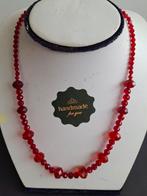 Prachtige handgemaakte ketting in ROOD kristal. UNIEK!, Ophalen of Verzenden, Rood