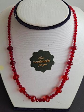 Prachtige handgemaakte ketting in ROOD kristal. UNIEK!  beschikbaar voor biedingen
