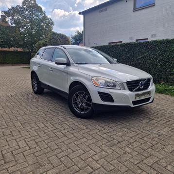Volvo Xc60 2.0D van 2012, met 213.000kms beschikbaar voor biedingen