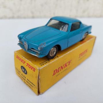 DINKY TOYS 24J ALFA ROMEO 1900 SUPERSPRINT BLAUW + DOOS FR beschikbaar voor biedingen