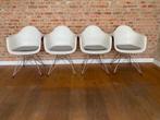 4 originele Vitra DAR stoelen met losse Parkhaus kussens, Huis en Inrichting, Stoelen, Ophalen, Zo goed als nieuw, Wit, Vier