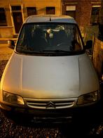 Berlingo 1.4 essence 2002, Autos, Citroën, Argent ou Gris, Achat, 4 portes, Noir