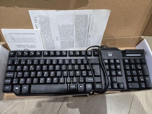 EWENT USB Toetsenbord AZERTY met Ingebouwde Kaartlezer - Ong, Computers en Software, Toetsenborden, Nieuw, Azerty, Bedraad, Multimediatoetsen
