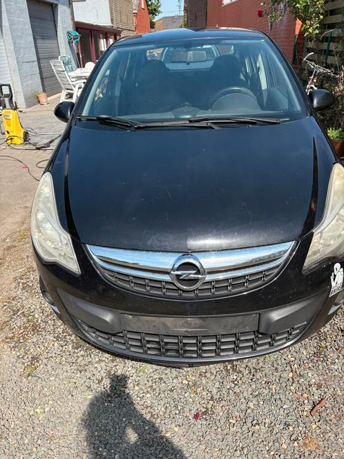 Opel corsa 2012 km 210.000km, Auto's, Opel, Particulier, Corsa, ABS, Airbags, Airconditioning, Bluetooth, Centrale vergrendeling
