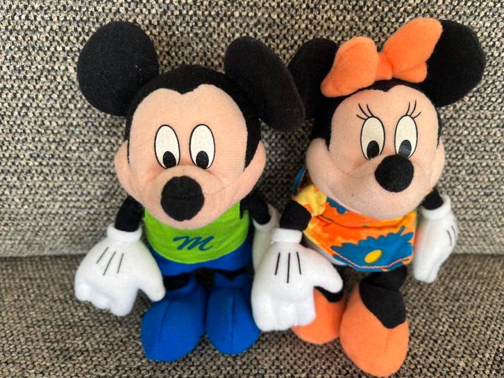 Mickey en minnie mouse knuffels (+/-17cm), Verzamelen, Disney, Knuffel, Mickey Mouse, Ophalen