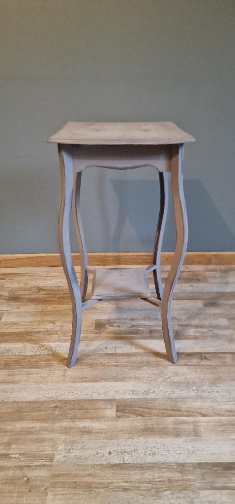 Sellette en bois ancienne, Antiquités & Art, Antiquités | Meubles | Tables, Enlèvement