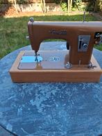 Oude naaimachine, Ophalen of Verzenden