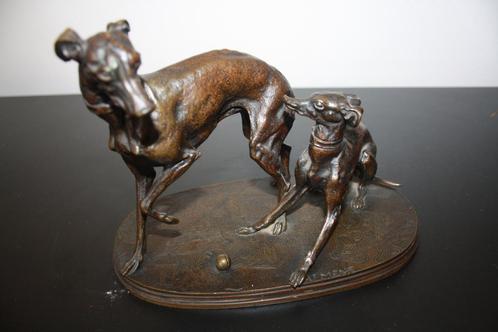 Bronse greyhounds by PJ Mene, Antiek en Kunst, Kunst | Beelden en Houtsnijwerken, Ophalen of Verzenden