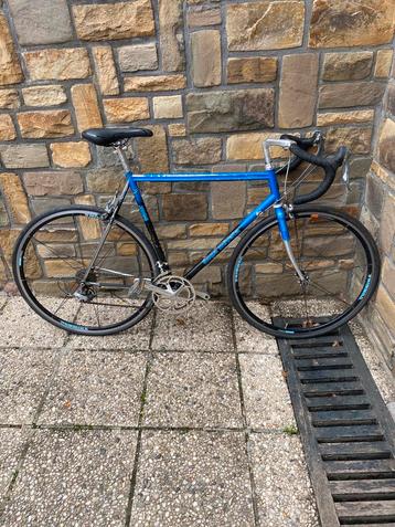 Koersfiets alu studentenfiets beschikbaar voor biedingen