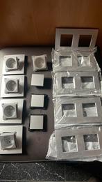 Lot afdekplaatjes Niko kleur zilver, Ophalen of Verzenden, Zo goed als nieuw