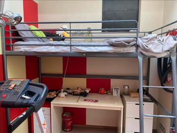 Hoogteslaper eenpersoonsbed beschikbaar voor biedingen