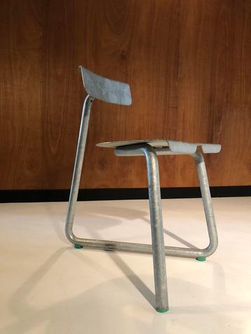 Chaise SPC ,design Atelier Serruys , 20 dispo  beschikbaar voor biedingen