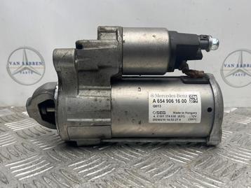 Startmotor van een Mercedes Vito beschikbaar voor biedingen
