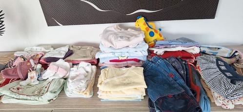 Lot vêtements fille plus de 70 articles naissance à 6 mois, Kinderen en Baby's, Babykleding | Baby-kledingpakketten, Zo goed als nieuw