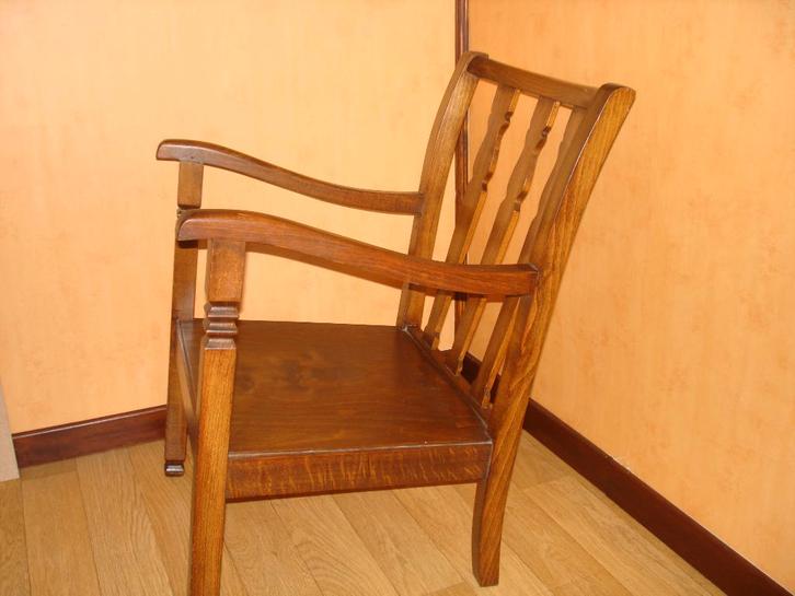 2 chaises longues vintage en bois massif -- Années 1960 --, Antiquités & Art, Antiquités | Meubles | Chaises & Canapés, Enlèvement